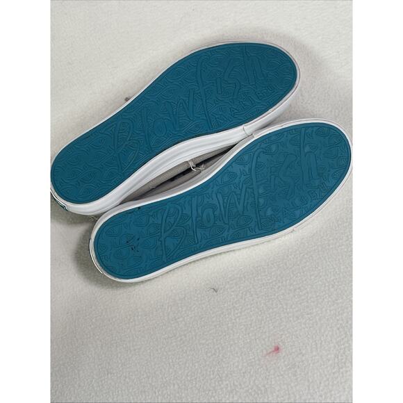 Blowfish tan 100% cotton uppers lace up distressed sneakers size 9 - Picture 6 of 6